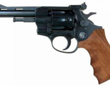Револьвер HW 4 T, 4 с деревянной рукоятью
