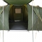 Тамбур палатки (вход тамбура растянут на 2 металлические стойки, входящие в комплект палатки)